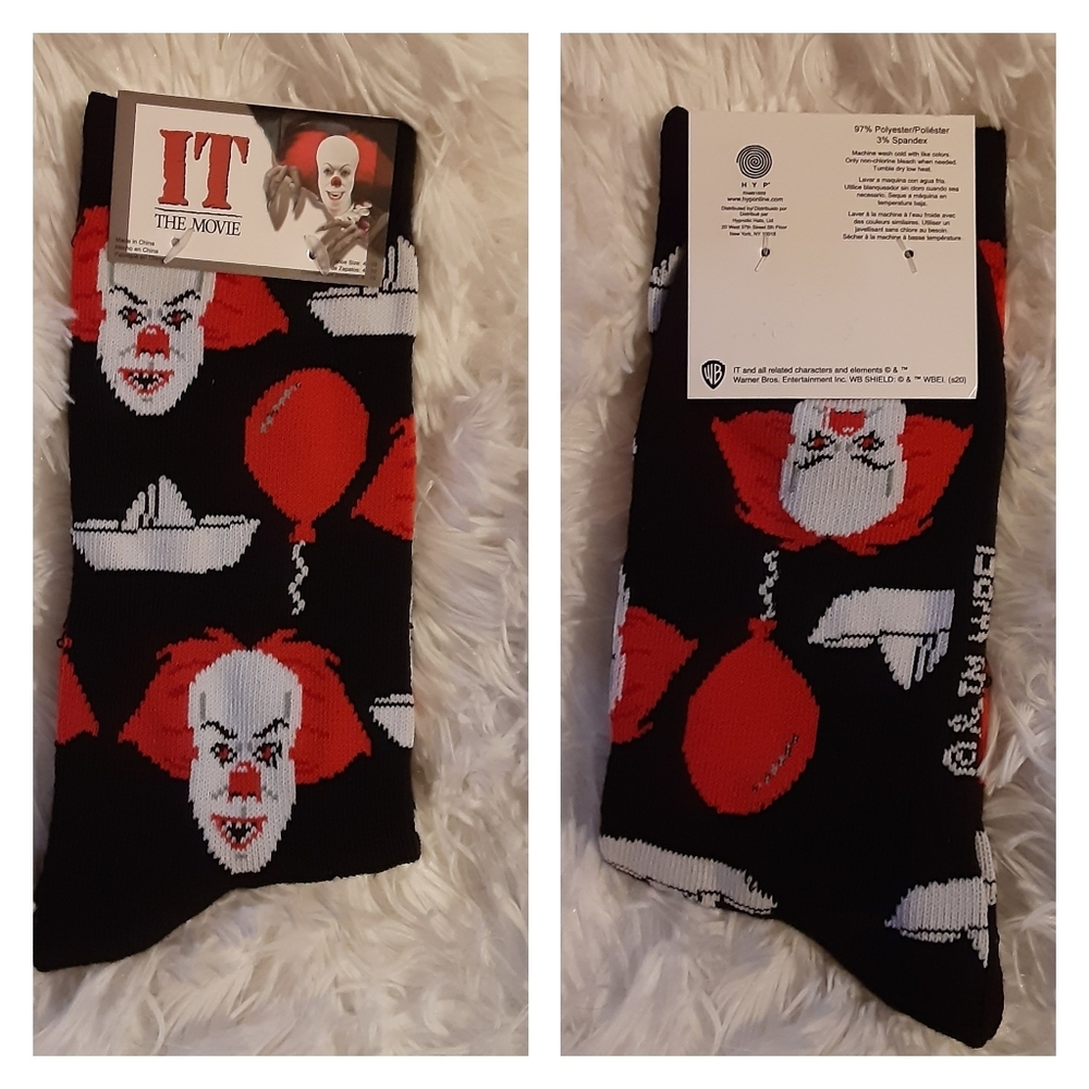 HYP PENNYWISE FROM THE MOVIE "IT" SOCKS